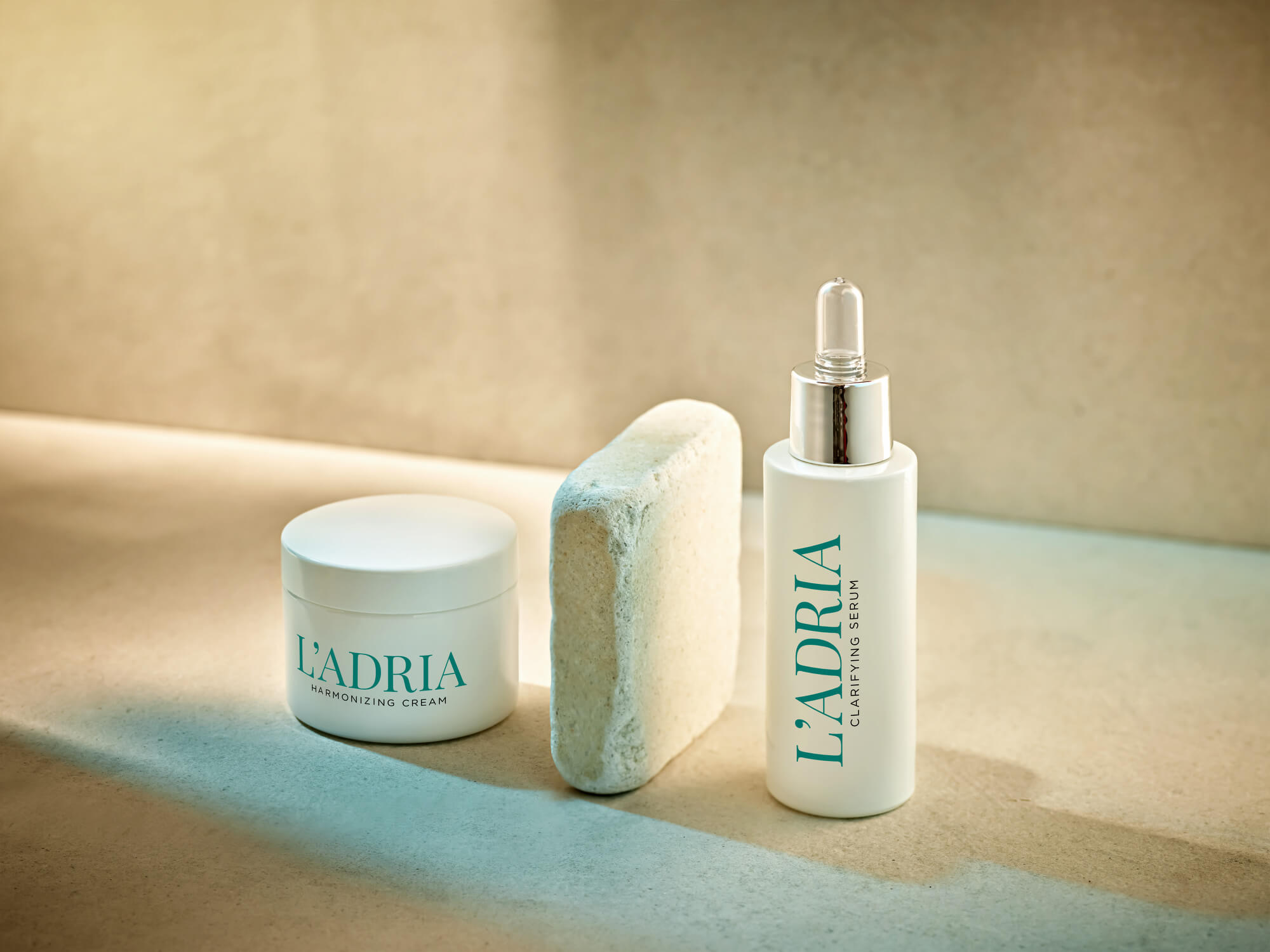 Clear skin DUO proizvodi uz kamen